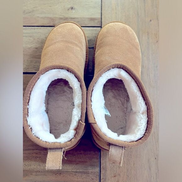 Women's Tan Ankle Boots - Picture 7 of 10